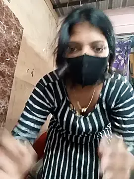 oxo_yuna_oxo – webcam model profile photo Image 18