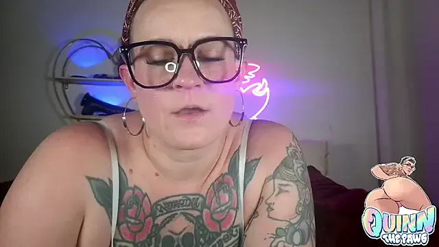 Queen_sofiyaa – webcam model profile photo Image 2