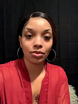 MiaBolson – webcam model profile photo Image 14