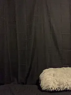 MiaBolson – webcam model profile photo Image 15