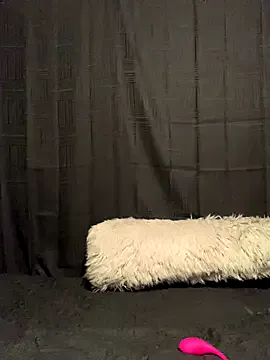 MiaBolson – webcam model profile photo Image 8