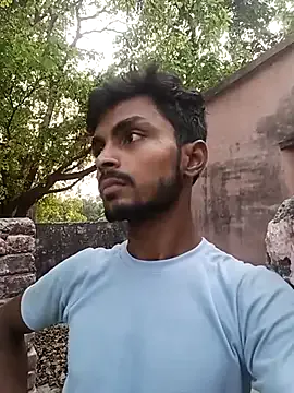 Ranimukharji4's Thumb Image