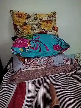 oxo_yuna_oxo – webcam model profile photo Image 17