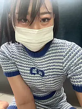 NANA_7 – webcam model profile photo Image 11