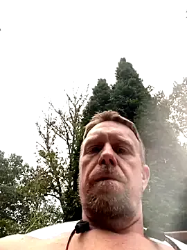 maataaan – webcam model profile photo Image 12