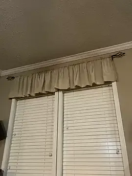 maataaan – webcam model profile photo Image 14