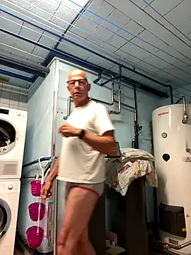 winter11 – webcam model profile photo Image 13