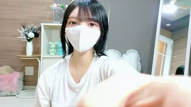 NANA_7 – webcam model profile photo Image 3