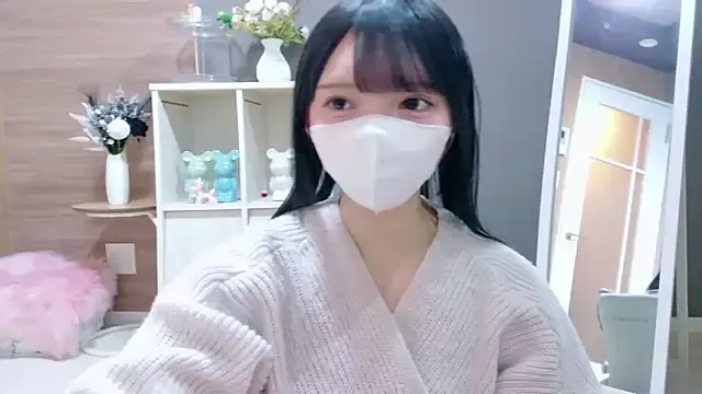 NANA_7 – webcam model profile photo Image 5