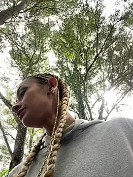 yourladycess_ – webcam model profile photo Image 3