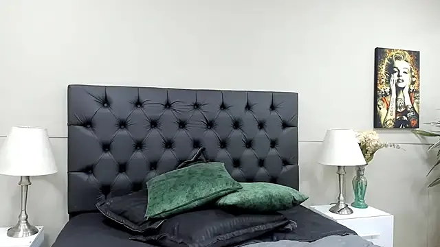 oxo_yuna_oxo – webcam model profile photo Image 13