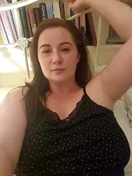 oxo_yuna_oxo – webcam model profile photo Image 14