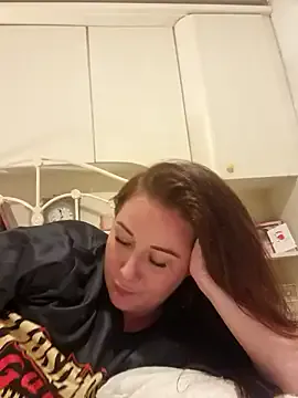 oxo_yuna_oxo – webcam model profile photo Image 15