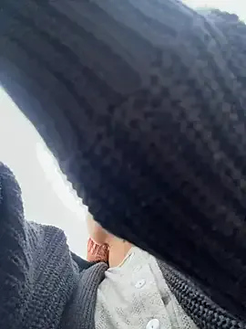 oxo_yuna_oxo – webcam model profile photo Image 18