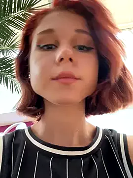 oxo_yuna_oxo – webcam model profile photo Image 2