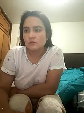 oxo_yuna_oxo – webcam model profile photo Image 13