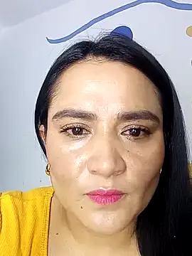 oxo_yuna_oxo – webcam model profile photo Image 8