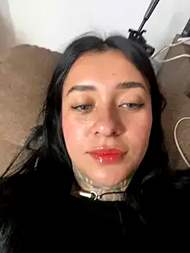 DeviNessa – webcam model profile photo Image 12