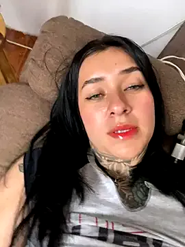 DeviNessa – webcam model profile photo Image 13