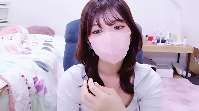 Hornyblond_Bella – webcam model profile photo Image 17