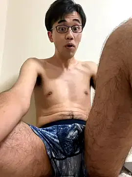 Yui-Ch – webcam model profile photo Image 6