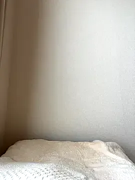 Yui-Ch – webcam model profile photo Image 7