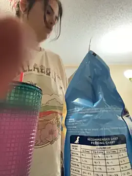 oxo_yuna_oxo – webcam model profile photo Image 17