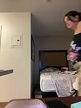 oxo_yuna_oxo – webcam model profile photo Image 19