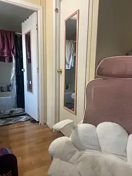 oxo_yuna_oxo – webcam model profile photo Image 3