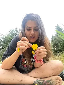 oxo_yuna_oxo – webcam model profile photo Image 9