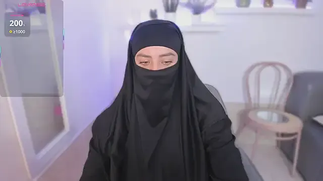 oxo_yuna_oxo – webcam model profile photo Image 8