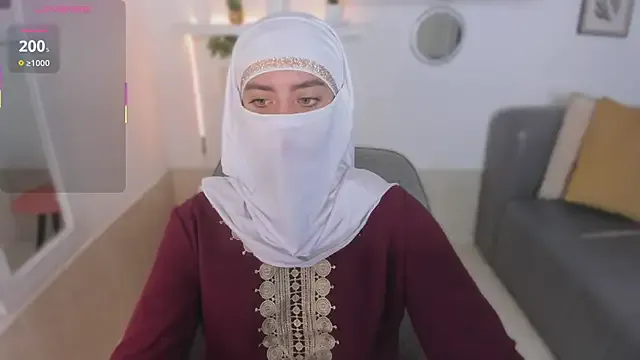 oxo_yuna_oxo – webcam model profile photo Image 9