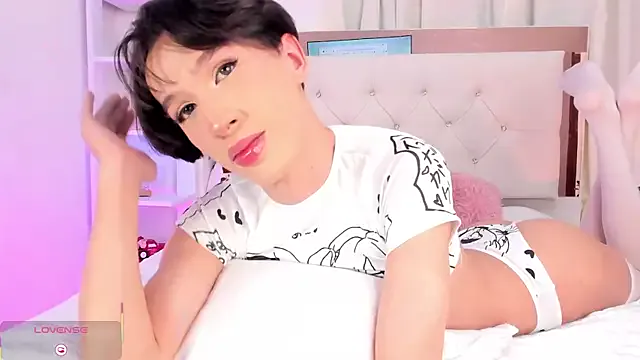 oxo_yuna_oxo – webcam model profile photo Image 12