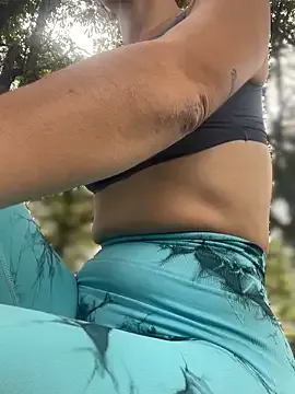 ManaMi-maru – webcam model profile photo Image 9