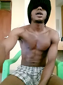 oxo_yuna_oxo – webcam model profile photo Image 11