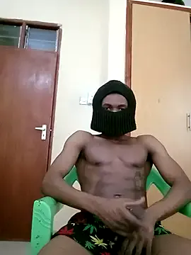 oxo_yuna_oxo – webcam model profile photo Image 6