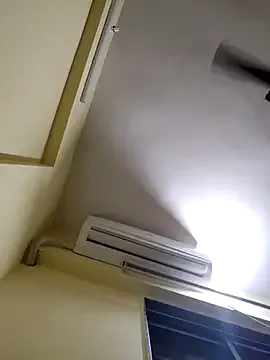 ZhiYue – webcam model profile photo Image 17