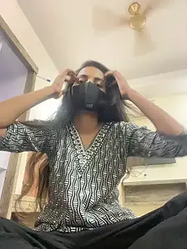 PumaShyXD – webcam model profile photo Image 5