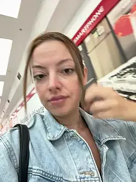 oxo_yuna_oxo – webcam model profile photo Image 11