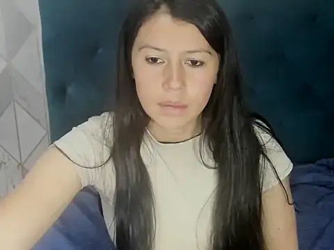 AlisonHale – webcam model profile photo Image 9