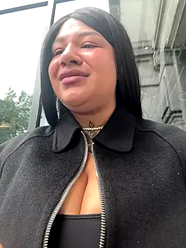 NANA_7 – webcam model profile photo Image 3