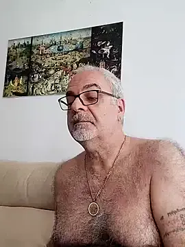 PumaShyXD – webcam model profile photo Image 11