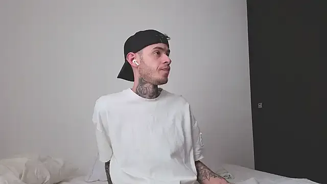 ManaMi-maru – webcam model profile photo Image 10