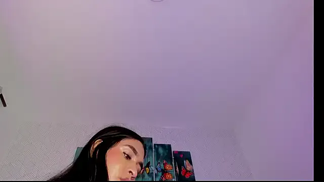 NinaVegas – webcam model profile photo Image 13