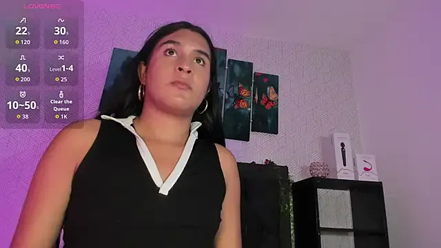 NinaVegas – webcam model profile photo Image 17