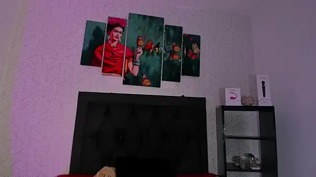 NinaVegas – webcam model profile photo Image 19