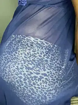 MeganneAllen – webcam model profile photo Image 8