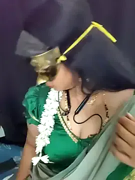 oxo_yuna_oxo – webcam model profile photo Image 16