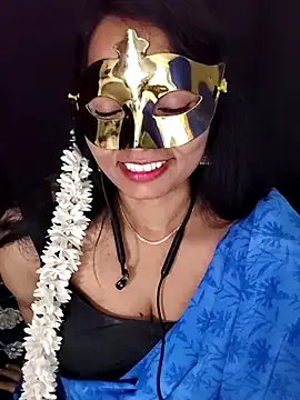 oxo_yuna_oxo – webcam model profile photo Image 7