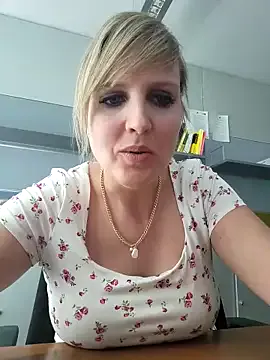 Sexybiene969 Image 3